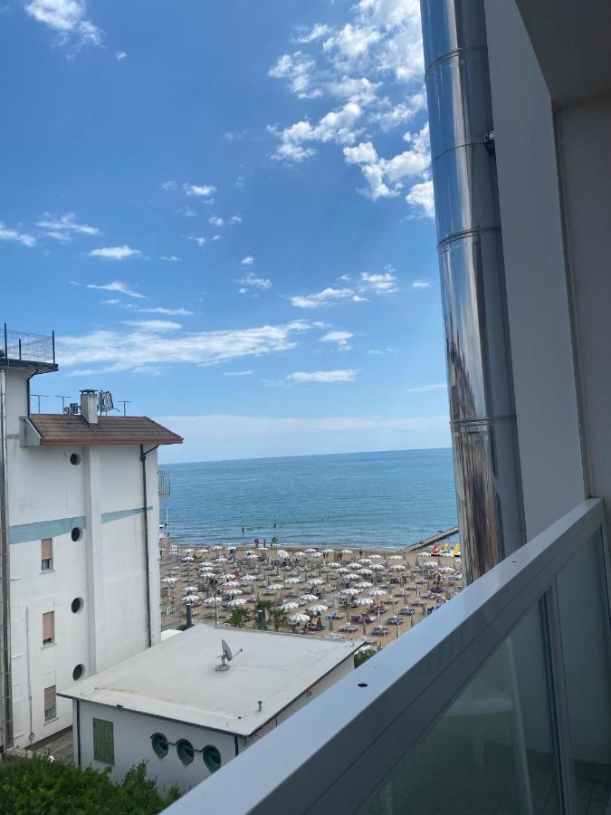 Hotel Columbia & Ninfea Lido di Jesolo Kültér fotó